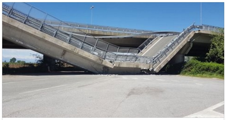 E' ACCADUTO DI NUOVO: ''E' CROLLATO IL VIADOTTO IN ITALIA MENTRE PASSANO LE AUTO'' - 11/05/2017